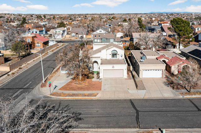 4729 Plume Road NW, Albuquerque, NM 87120
