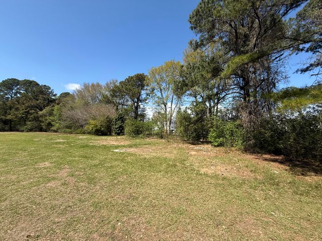 2907 River Road, Johns Island, SC 29455