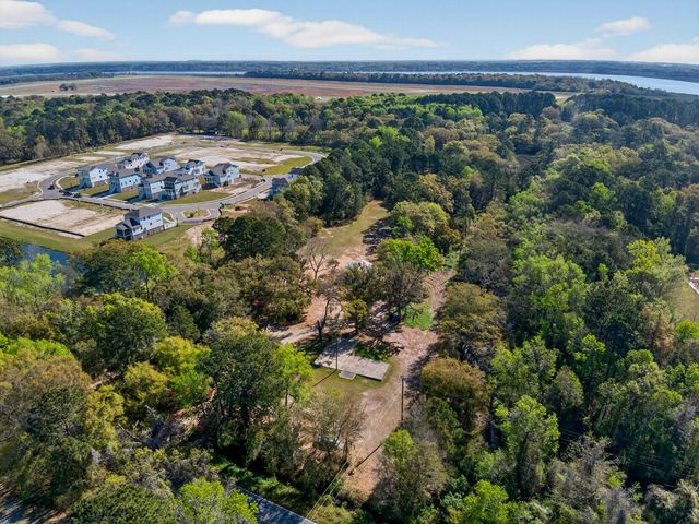 2907 River Road, Johns Island, SC 29455