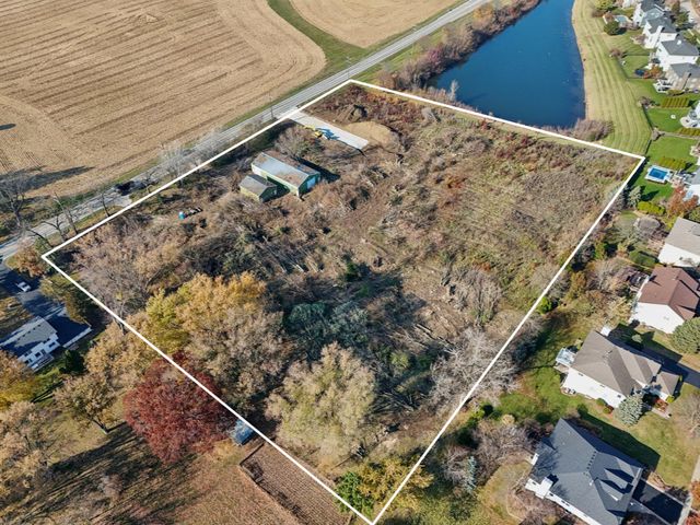 Unit 7A Prairie Grove Drive, Geneva, IL 60134