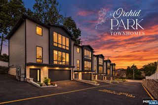 401 Grand Avenue A, Leonia, NJ 07605