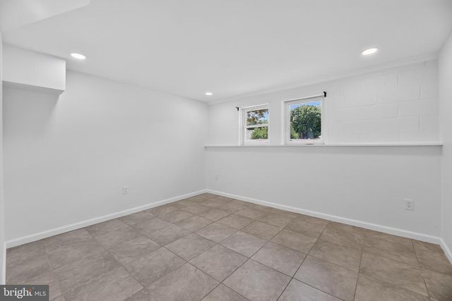 1569 W CHESTNUT AVE, Vineland, NJ 08360