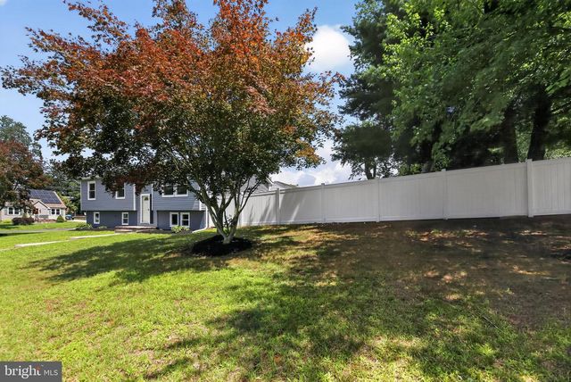 1569 W CHESTNUT AVE, Vineland, NJ 08360