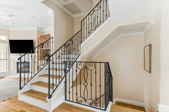 3515 Yupon Street, Houston, TX 77006