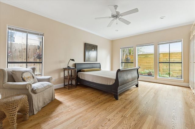 3515 Yupon Street, Houston, TX 77006