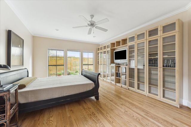 3515 Yupon Street, Houston, TX 77006