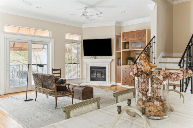 3515 Yupon Street, Houston, TX 77006