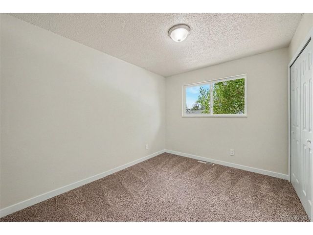 2122 Doniphan Dr, Colorado Springs, CO 80910