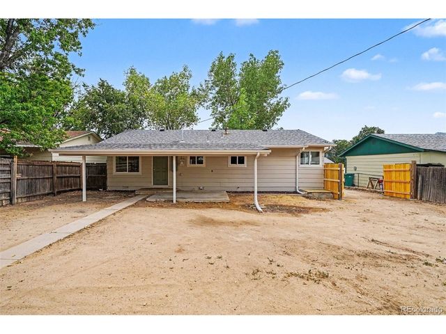 2122 Doniphan Dr, Colorado Springs, CO 80910