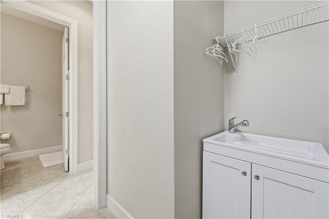 7932 Princeton DR, Naples, FL 34104