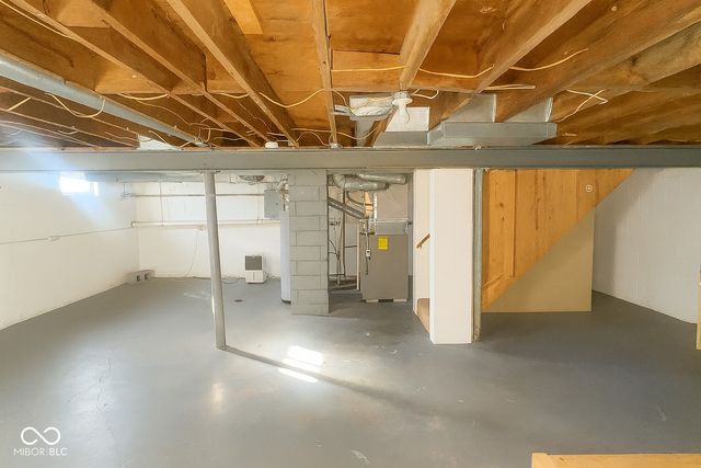 1030 N Lynhurst Drive, Indianapolis, IN 46224