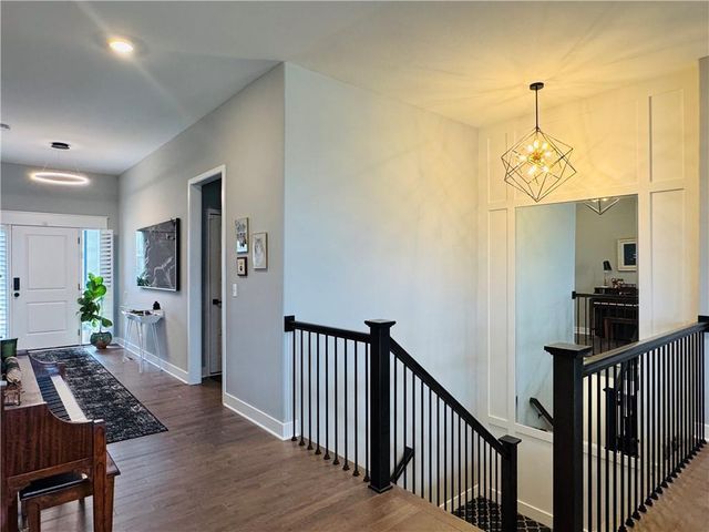 213 SW Davenport Drive, Blue Springs, MO 64014