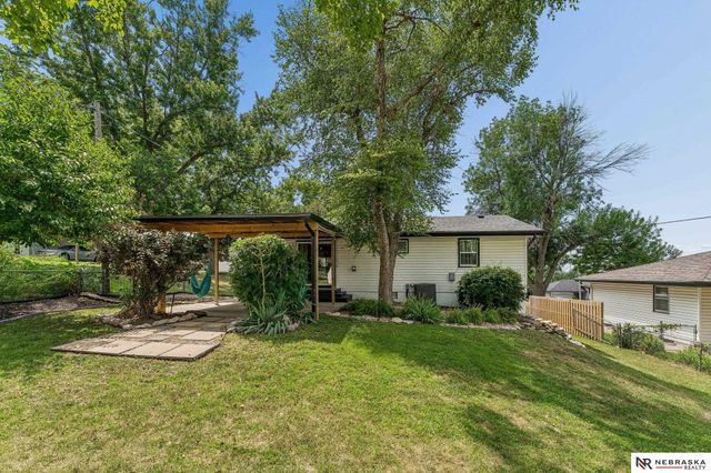 5006 Trail Creek Avenue, Omaha, NE 68157