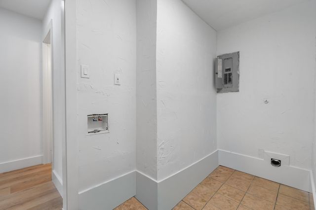 8842 Donnybrook Lane, Dallas, TX 75217