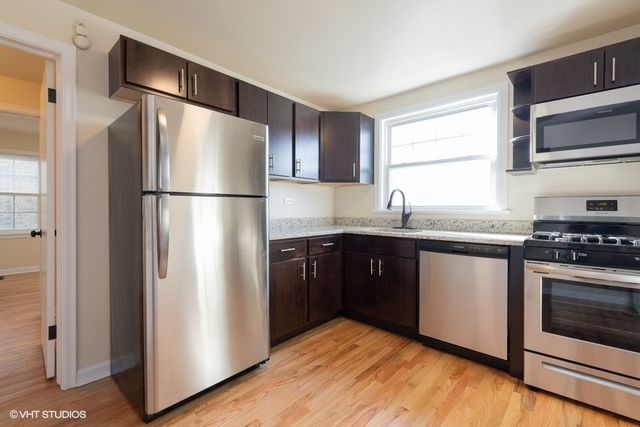 4260 W Nelson Street 1, Chicago, IL 60641