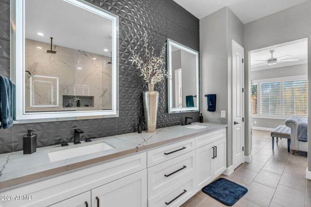 28449 N 68TH Avenue, Peoria, AZ 85383