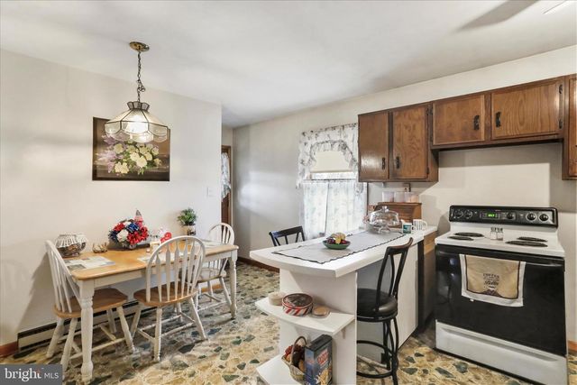 51 YORK DR, Romney, WV 26757