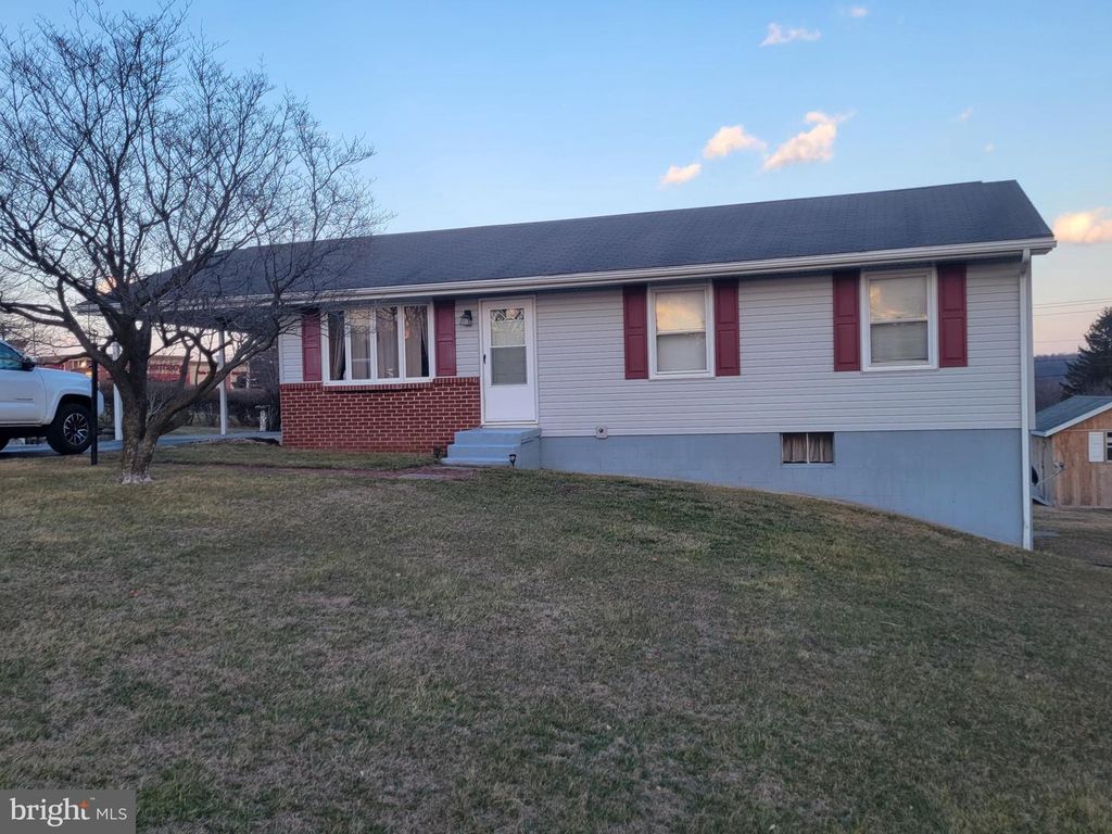51 YORK DR, Romney, WV 26757
