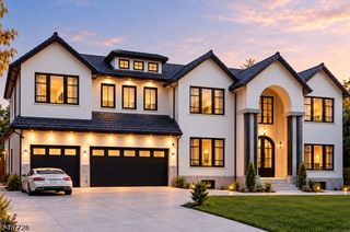 65 Summit Ct, Westfield Town, NJ 07090