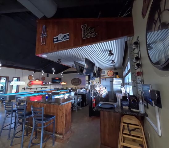 3667 3667 E Interstate 30, Campbell, TX 75422