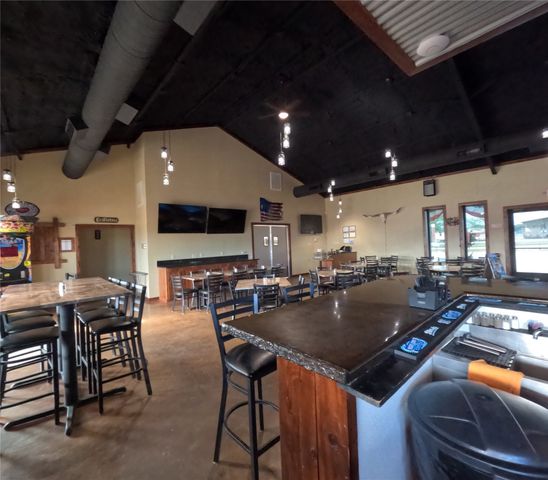 3667 3667 E Interstate 30, Campbell, TX 75422