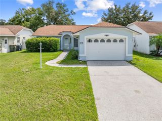 907 ROBINSON AVE, St Cloud, FL 34769