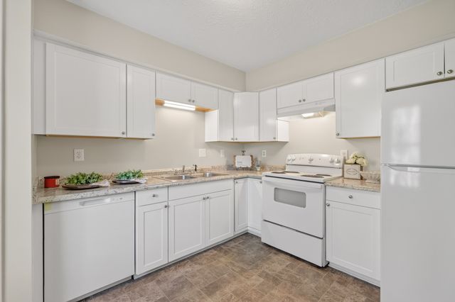 103 Coventry Woods Dr, Madison, TN 37115
