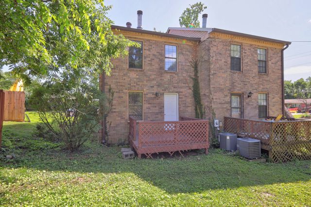 103 Coventry Woods Dr, Madison, TN 37115