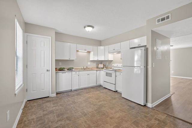 103 Coventry Woods Dr, Madison, TN 37115