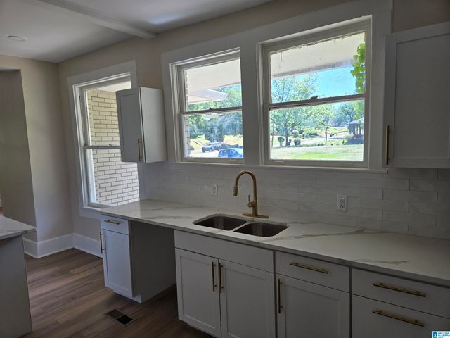 1320 33RD STREET N, Birmingham, AL 35234