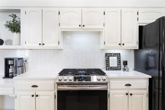 5825 S 286th East Avenue, Broken Arrow, OK 74014
