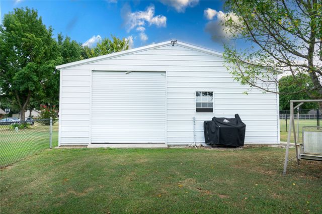 5825 S 286th East Avenue, Broken Arrow, OK 74014