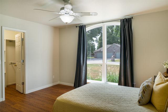 5825 S 286th East Avenue, Broken Arrow, OK 74014