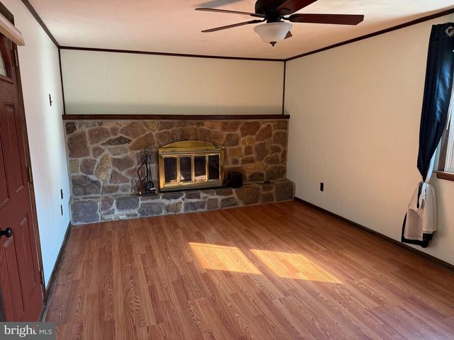 1270 CLOVER LN, Feasterville Trevose, PA 19053