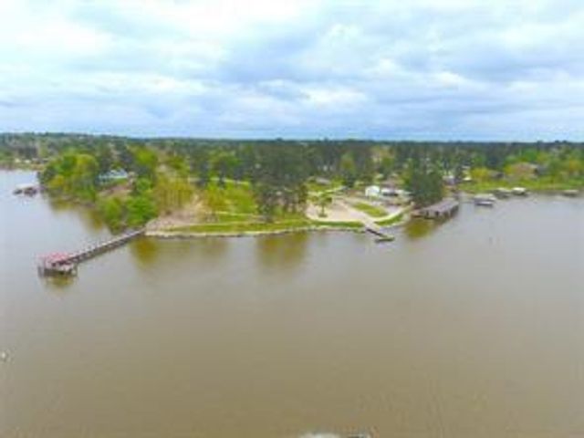 627 Pinewood Drive, Trinity, TX 75862