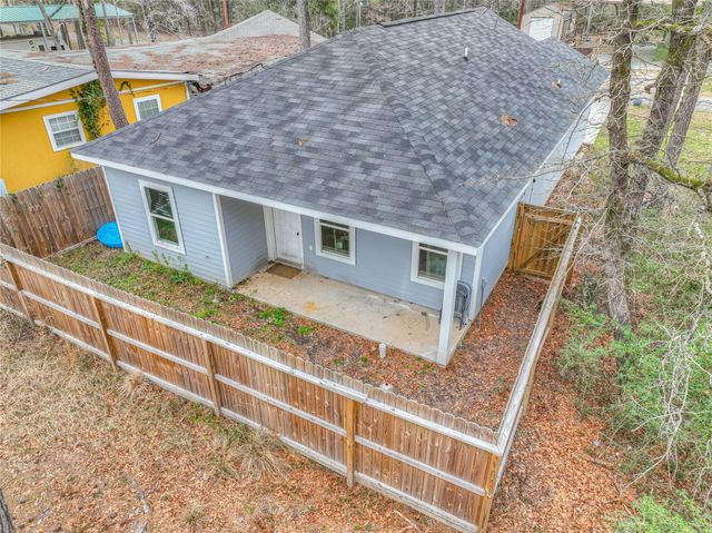 627 Pinewood Drive, Trinity, TX 75862