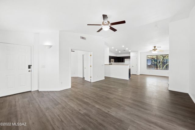 3680 W Ostler Street, Tucson, AZ 85746