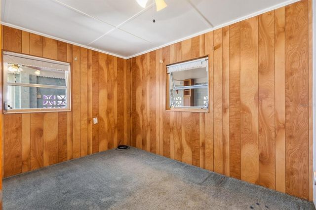 5605 BERTS ROAD, Lady Lake, FL 32159