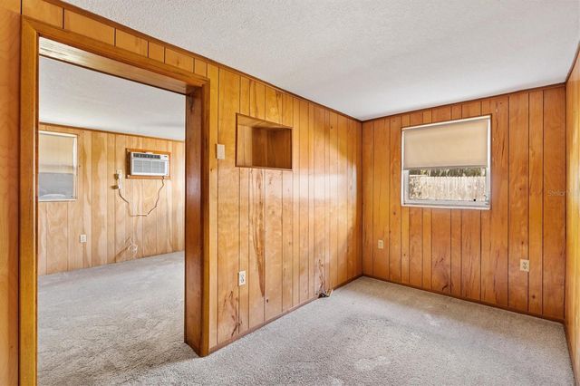 5605 BERTS ROAD, Lady Lake, FL 32159