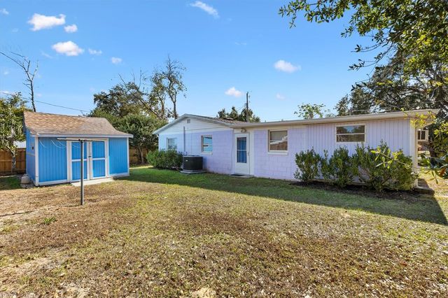 5605 BERTS ROAD, Lady Lake, FL 32159