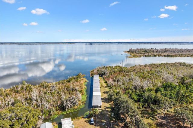 5605 BERTS ROAD, Lady Lake, FL 32159