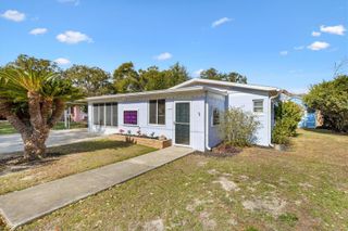 5605 BERTS ROAD, Lady Lake, FL 32159