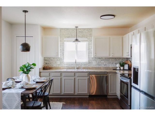 7503 Sailwind Dr, Colorado Springs, CO 80925