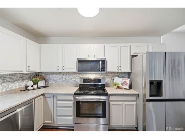 7503 Sailwind Dr, Colorado Springs, CO 80925