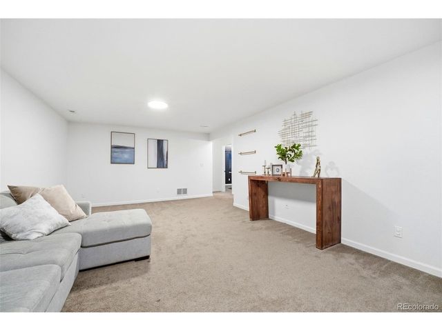 7503 Sailwind Dr, Colorado Springs, CO 80925