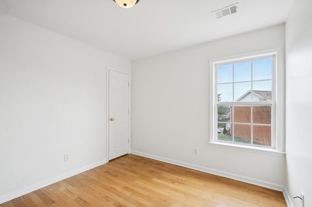 456 Old Towne Dr, Brentwood, TN 37027