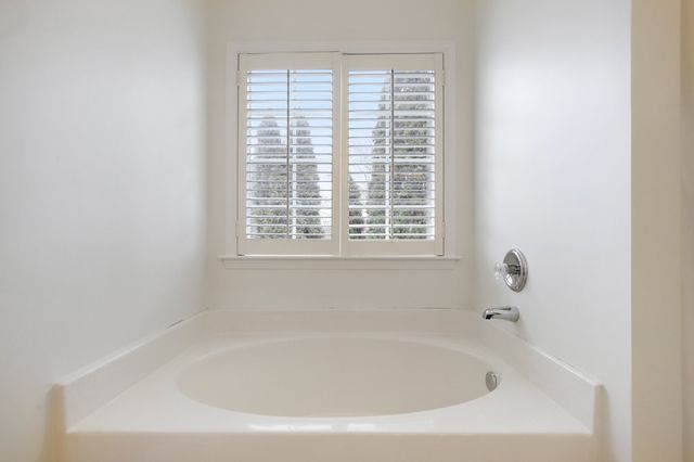 456 Old Towne Dr, Brentwood, TN 37027