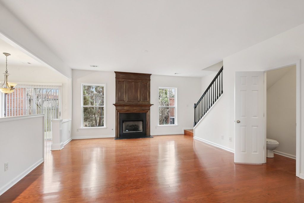 456 Old Towne Dr, Brentwood, TN 37027