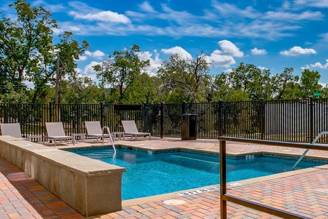 4617 Greenborough Lane, Dallas, TX 75219