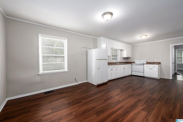 2245 3RD STREET NE, Center Point, AL 35215